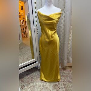 Elegant Yellow Dress